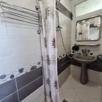 Apartament етаж от къща с двор *